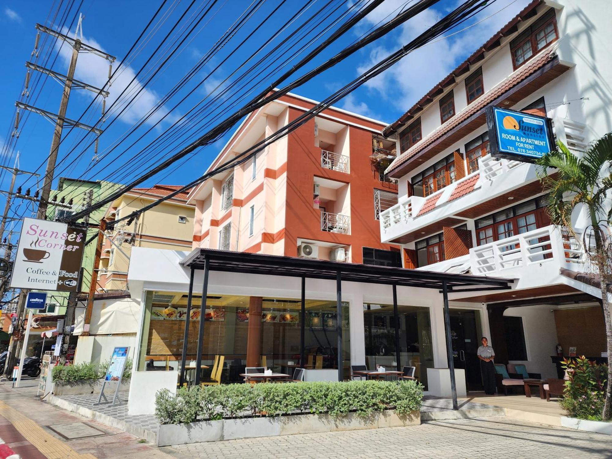 Sunset Mansion Appartamento Patong